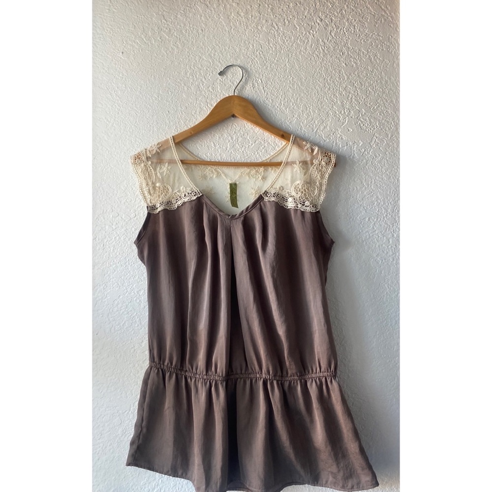 Francesca’s Lace Detail Top